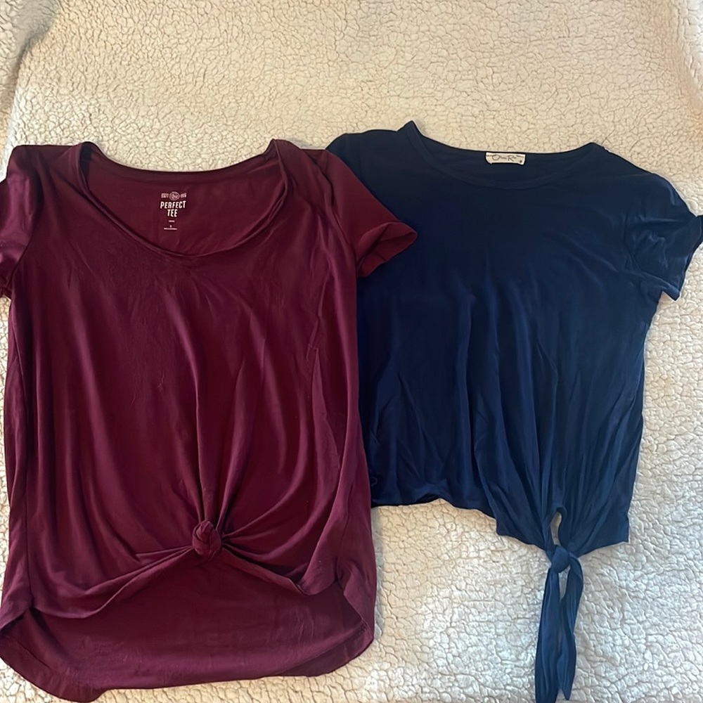 Olivia Rae T-shirt Lot Size Small